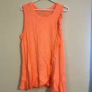 DG2 ruffle tank